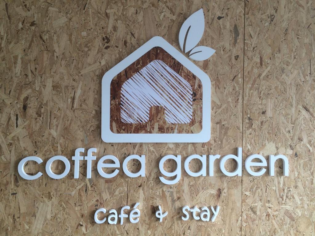 Coffea Garden Cafe & Stay Малакка Экстерьер фото